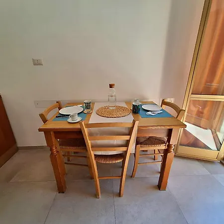 Casa Macondo Vicino Metro A Apartment Rome