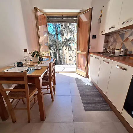 Casa Macondo Vicino Metro A דירה