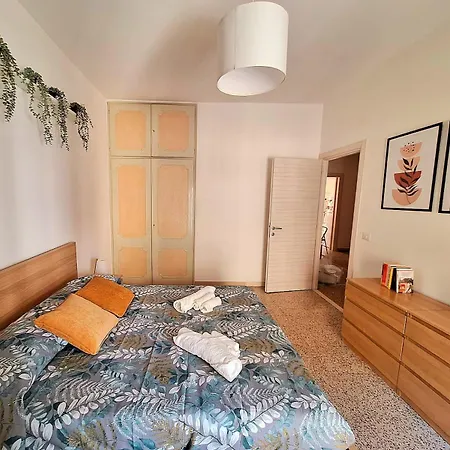Casa Macondo Vicino Metro A דירה